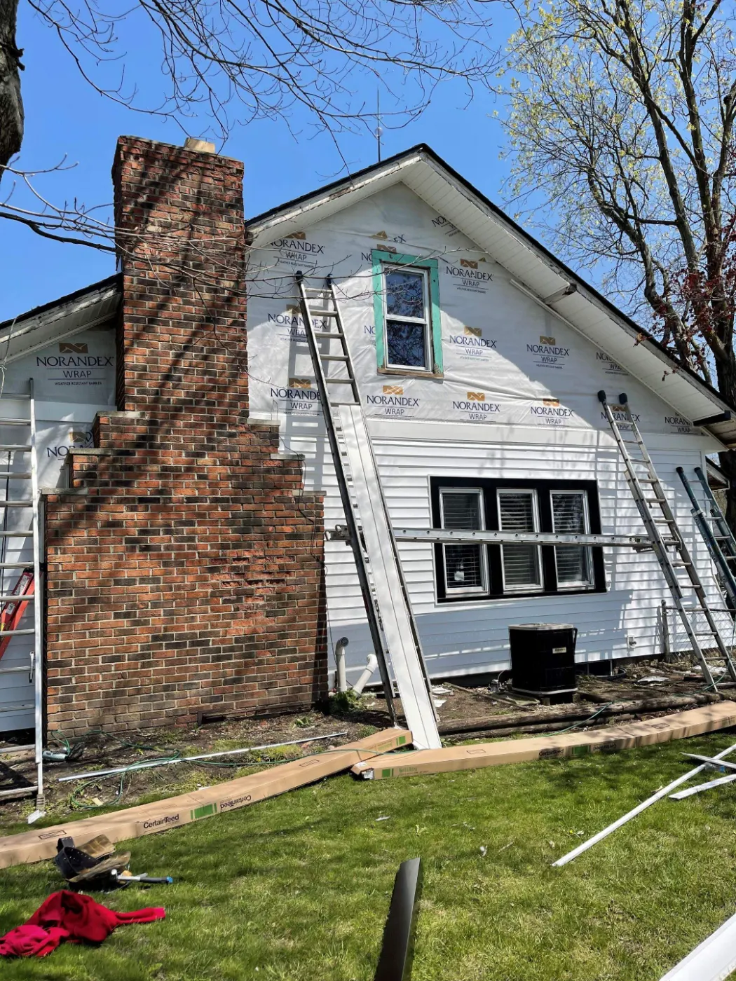 Manufacturer-certified roof installation in Nora